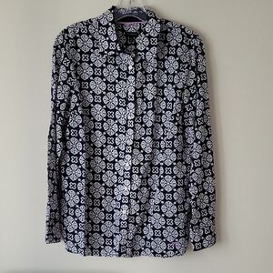 Talbots Women's Navy and White Long Sleeve Cotton Shirt- Size M